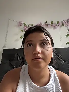 Snapshot of alisson_carolina73 chatting on 03/08/26, 07:39 alisson carolina73 online show from 03/08/26, 07:39