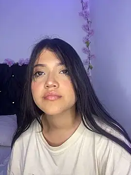 alisson carolina73 online show from 02/13/25, 12:24