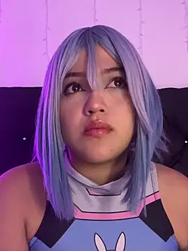 Snapshot of alisson_carolina73 chatting on 12/23/25, 04:23 alisson carolina73 online show from 12/23/25, 04:23