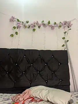 Snapshot of alisson_carolina73 chatting on 03/01/26, 10:32 alisson carolina73 online show from 03/01/26, 10:32