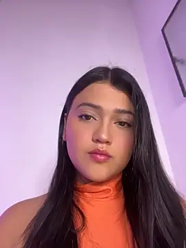 Snapshot of alisson_carolina73 chatting on 05/16/26, 03:38 alisson carolina73 online show from 05/16/26, 03:38