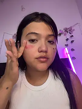 Snapshot of alisson_carolina73 chatting on 02/19/26, 01:57 alisson carolina73 online show from 02/19/26, 01:57