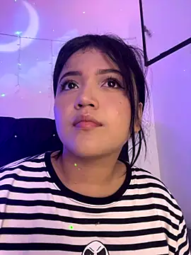 alisson carolina73 online show from 11/21/25, 11:59