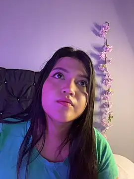 Snapshot of alisson_carolina73 chatting on 06/18/26, 02:54 alisson carolina73 online show from 06/18/26, 02:54