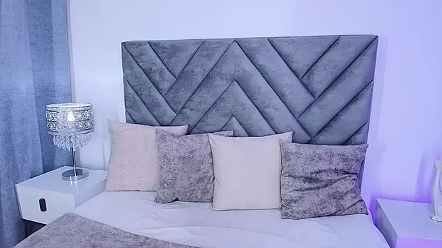 Juanita owens online show from 02/17/25, 06:28