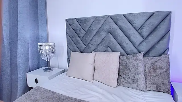 Juanita owens online show from 02/13/25, 06:37