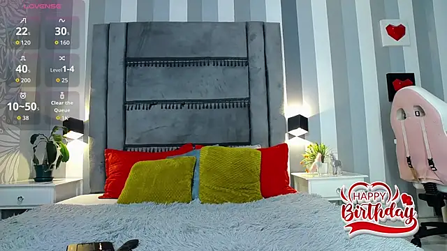 Julianewell online show from 10/25/25, 12:50