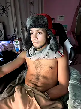 Snapshot of Colombiainthahouse chatting on 10/15/25, 10:07 Colombiainthahouse online show from 10/15/25, 10:07