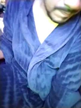 Professor Leo  online show from 12/17/25, 05:40