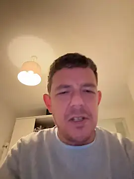 mrwright878787 online show from 12/19/24, 01:39