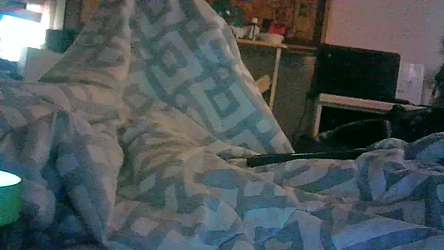 Snapshot of DI4MOND_FIR3 chatting on 12/03/25, 08:19 DI4MOND FIR3 online show from 12/03/25, 08:19