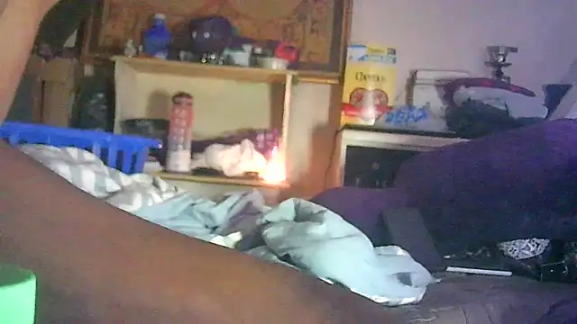 Snapshot of DI4MOND_FIR3 chatting on 05/14/26, 04:37 DI4MOND FIR3 online show from 05/14/26, 04:37