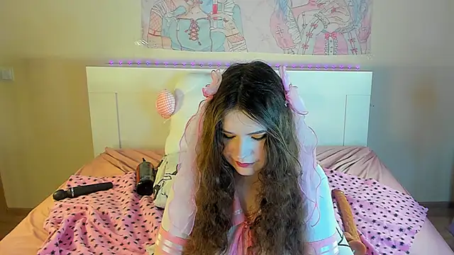 kuraii1  online show from 03/14/25, 11:11