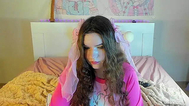 kuraii1  online show from 02/22/25, 05:23