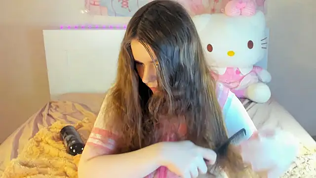 kuraii1  online show from 02/17/25, 05:25