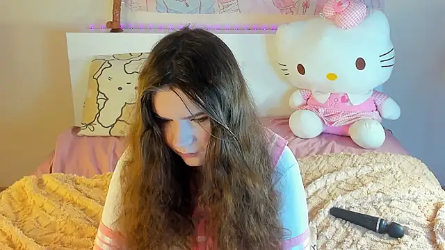 kuraii1  online show from 02/14/25, 02:18