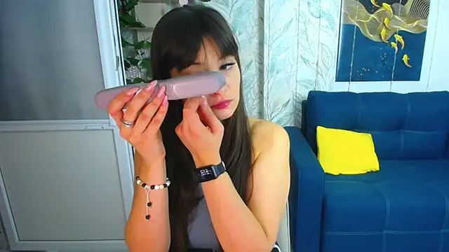 GoldenLadyyy online show from 11/09/25, 05:44