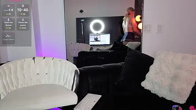 sammanthalove online show from 04/10/26, 01:56