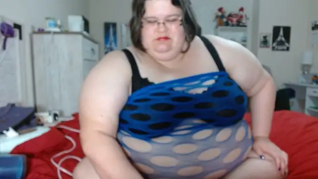 Snapshot of ChristineLusst chatting on 09/27/25, 09:59 ChristineLusst online show from 09/27/25, 09:59