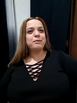 Snapshot of cansuozell chatting on 11/21/25, 03:11 cansuozell online show from 11/21/25, 03:11