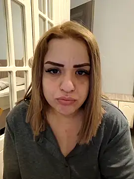 cansuozell online show from 12/23/25, 05:40