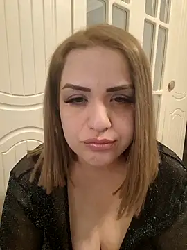 cansuozell online show from 12/22/25, 05:35