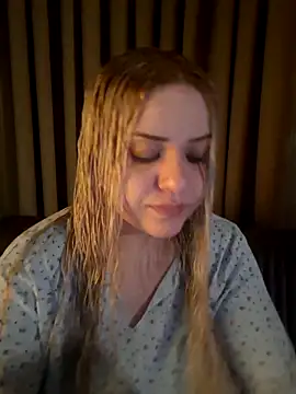 cansuozell online show from 03/25/26, 07:13