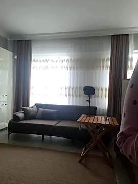 cansuozell online show from 03/12/26, 08:51