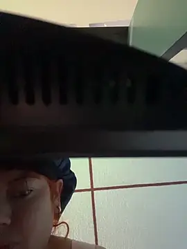 Snapshot of dulce_celeste15 chatting on 11/22/25, 11:53 dulce celeste15 online show from 11/22/25, 11:53