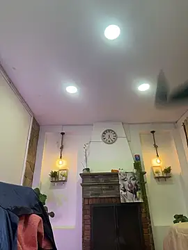 Snapshot of dulce_celeste15 chatting on 11/13/25, 08:02 dulce celeste15 online show from 11/13/25, 08:02