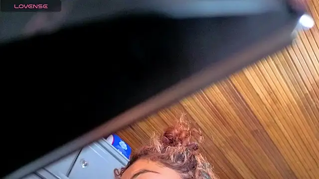 dulce celeste15 online show from 04/18/26, 01:46