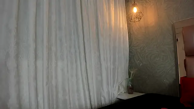 KOURTNEY-- online show from 11/07/25, 02:27