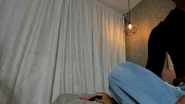 Snapshot of KOURTNEY-- chatting on 01/17/26, 02:26 KOURTNEY-- online show from 01/17/26, 02:26