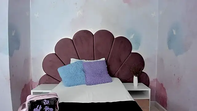 Carohorny4u online show from 03/19/26, 12:05