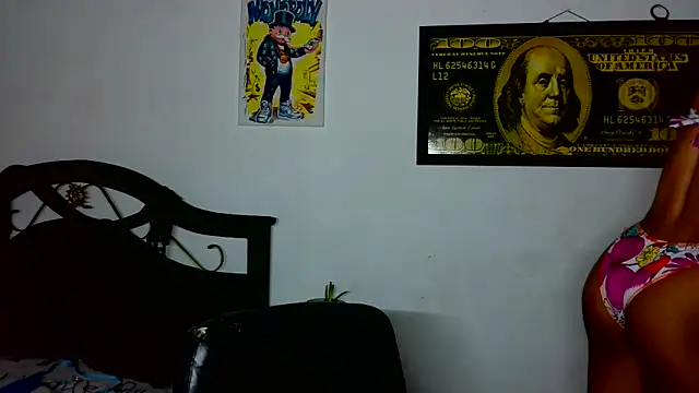 alexxa Rooa online show from 11/18/25, 09:29