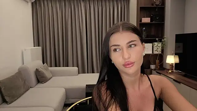 IrisNoire online show from 04/08/26, 07:59