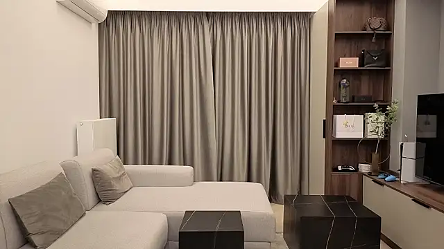 IrisNoire online show from 02/26/26, 08:20