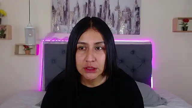 mia aira online show from 10/29/25, 03:11