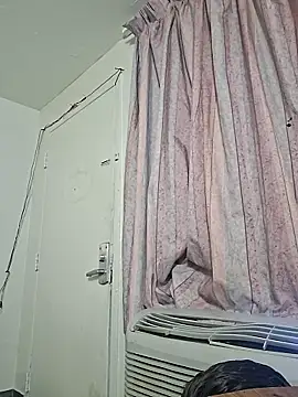 Snapshot of Puusy780 chatting on 10/31/25, 03:14 Puusy780 online show from 10/31/25, 03:14