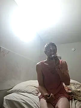 Snapshot of Puusy780 chatting on 10/18/25, 02:24 Puusy780 online show from 10/18/25, 02:24