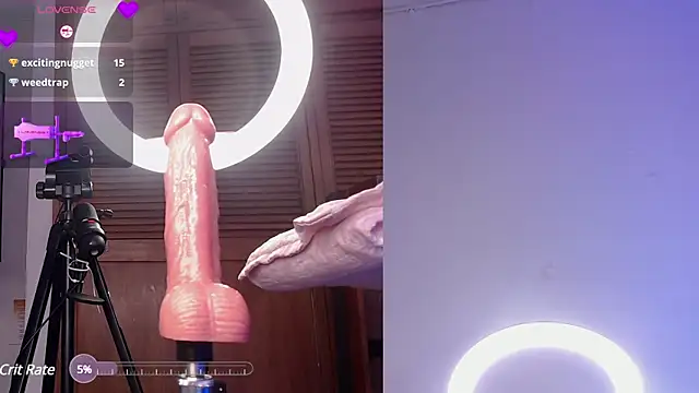 Snapshot of zoe_backer chatting on 03/21/25, 05:34 zoe backer online show from 03/21/25, 05:34