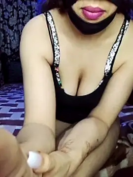 Snapshot of Arab69nikwife chatting on 03/28/26, 11:39 Arab69nikwife online show from 03/28/26, 11:39