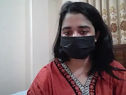 Snapshot of A-pusparani chatting on 05/18/26, 07:51 A-pusparani online show from 05/18/26, 07:51