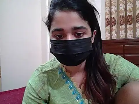 Snapshot of A-pusparani chatting on 04/29/26, 03:38 A-pusparani online show from 04/29/26, 03:38