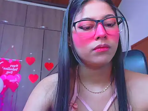 Snapshot of _ALLYSON18_ chatting on 02/16/26, 11:42 ALLYSON18 online show from 02/16/26, 11:42