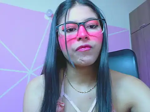 Snapshot of _ALLYSON18_ chatting on 05/27/26, 11:50 ALLYSON18 online show from 05/27/26, 11:50