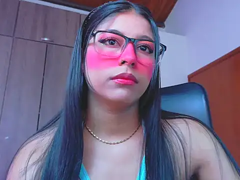 Snapshot of _ALLYSON18_ chatting on 02/08/26, 11:41 ALLYSON18 online show from 02/08/26, 11:41