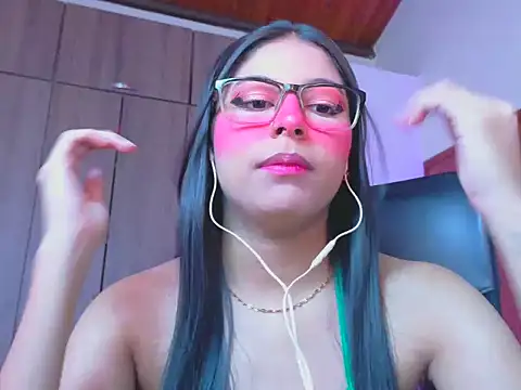 Snapshot of _ALLYSON18_ chatting on 06/10/26, 12:06 ALLYSON18 online show from 06/10/26, 12:06