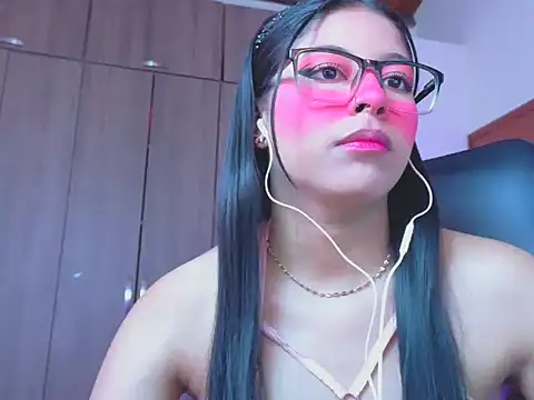 Snapshot of _ALLYSON18_ chatting on 06/12/26, 11:41 ALLYSON18 online show from 06/12/26, 11:41