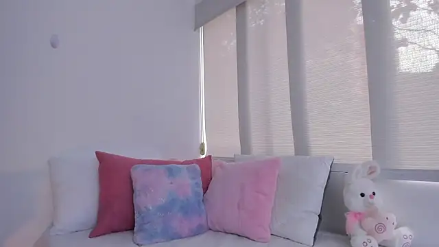 Snapshot of Brisa_blue chatting on 03/04/25, 06:29 Brisa blue online show from 03/04/25, 06:29
